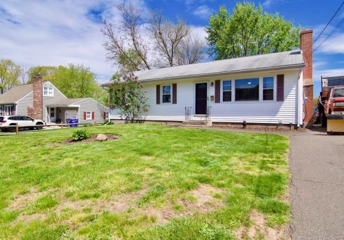 48 Spier Ave, Enfield, CT 06082 exterior