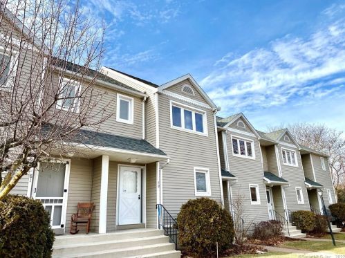 79 Oak Ridge Dr, Windsor-Locks, CT 06096 exterior