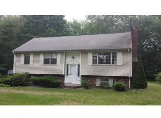 28 Hampstead Rd, Salem, NH 03079 exterior