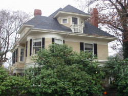 261 Franklin St, Newton, MA 02458 exterior
