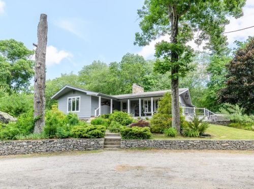 639 Putnam Pike, Glocester, RI 02814 exterior
