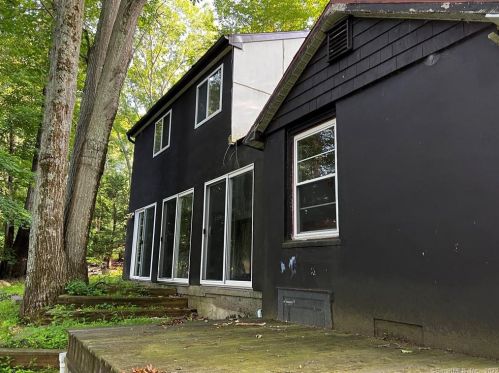 22 Clear Lake Manor Rd, North Branford, CT 06471 exterior