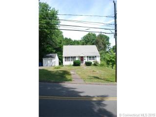 87 Robbins Rd, Kensington, CT 06037 exterior