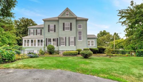 12 Maple St, Roxbury-Xing, MA 02136 exterior