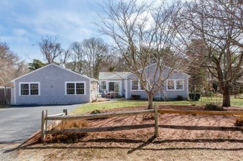 45 Chokeberry Dr, Eastham, MA 02642 exterior