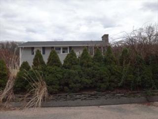 225 Murphy Ln, Chicopee, MA 01020 exterior