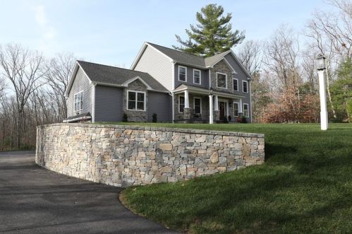 44 Austin Dr, Valley Falls, RI 02864 exterior