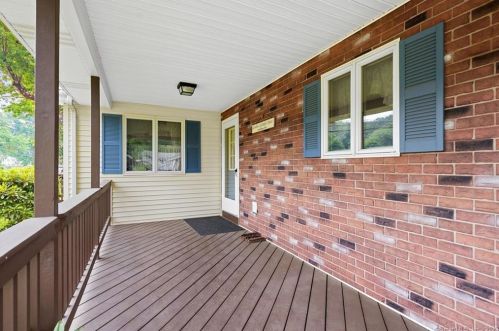 15 Beelzebub Rd, Wapping, CT 06074 exterior