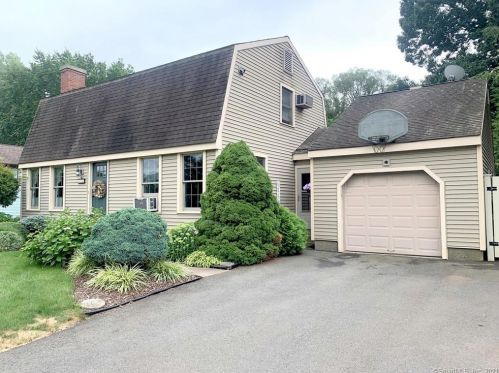 11 Lori Ann Ln, Kensington, CT 06037 exterior