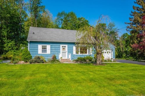 5 Neidt Rd, Torrington, CT 06790 exterior