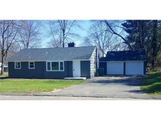 15 Kelsey Pl, Bloomfield, CT 06002 exterior