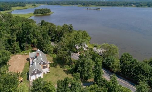 187 River Rd, Westport, MA 02790 exterior