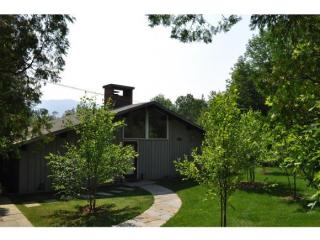 39 Moulton Rd, Waitsfield, VT 05673 exterior