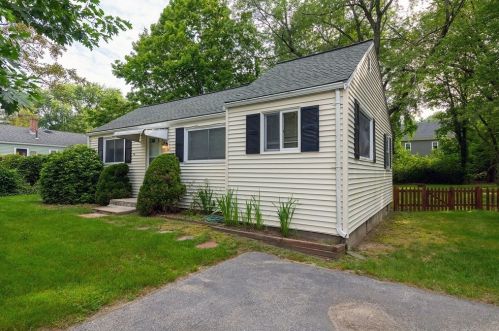 241 Oak St, Natick, MA 01760 exterior