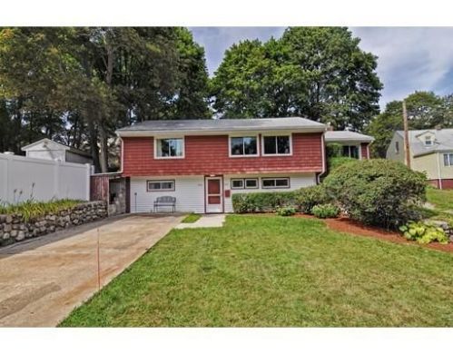 416 Grove St, Melrose, MA 02176 exterior