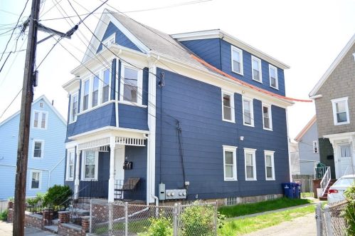 44 Fruit St, New Bedford, MA 02740 exterior