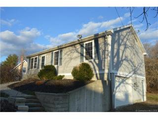 80 Grove St, Moosup, CT 06354 exterior