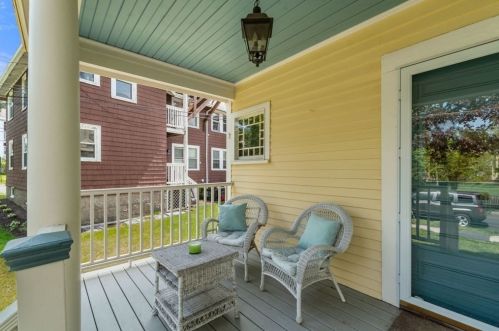 81 Putnam St, Quincy, MA 02169 exterior