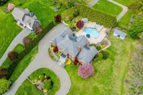 768 Pine St, Middletown, CT 06457 exterior