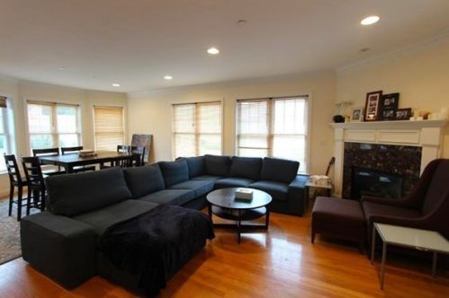 117 Union St, Roxbury-Xing, MA 02135 exterior