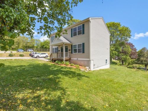 151 Golden St, Norwich, CT 06360 exterior