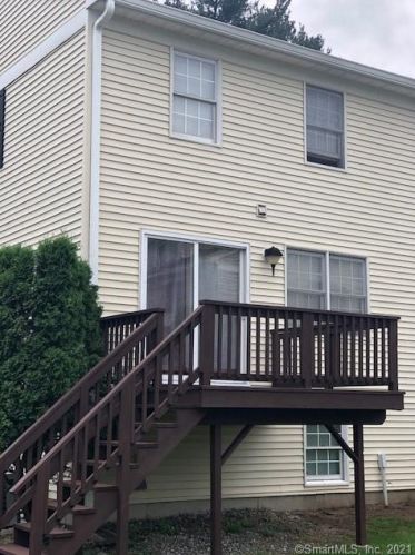 94 Clearview Ct, Derby, CT 06418 exterior