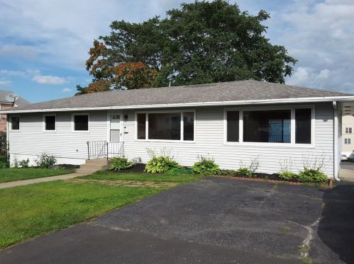 6 Bangor St, Worcester, MA 01604 exterior
