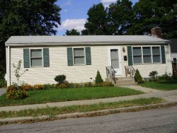 125 Westland Ave, Newton, MA 02465 exterior