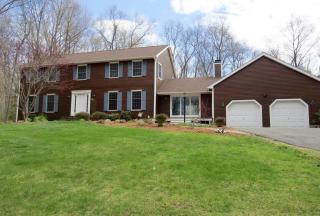 183 Maple Ridge Rd, Northampton, MA 01062 exterior