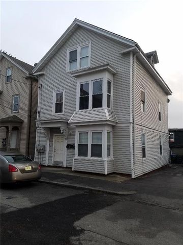 11 Bailey Ct, Providence, RI 02909 exterior