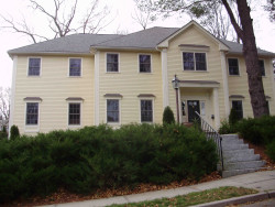 19 Dorr Rd, Newton, MA 02458 exterior