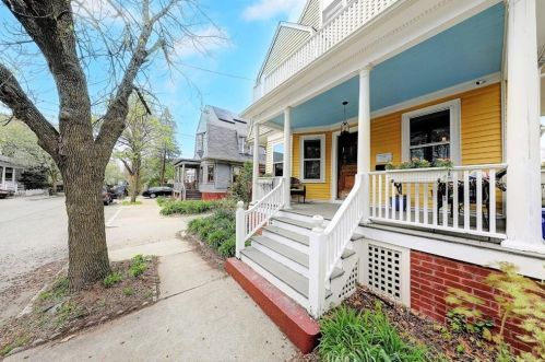 67 Whitmarsh St, Providence, RI 02907 exterior