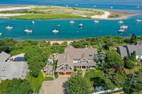 498 Shore Rd, Chatham, MA 02633 exterior