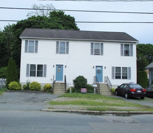 898 Belleville Ave, New Bedford, MA 02745 exterior