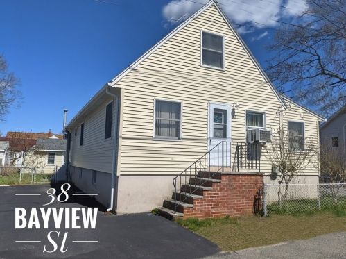 38 Bayview St, Wareham, MA 02571 exterior