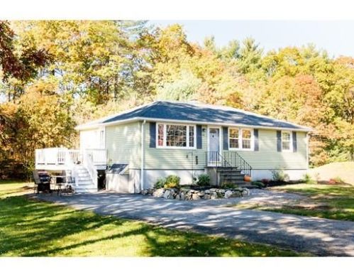 23 Todd Dr, Townsend, MA 01469 exterior