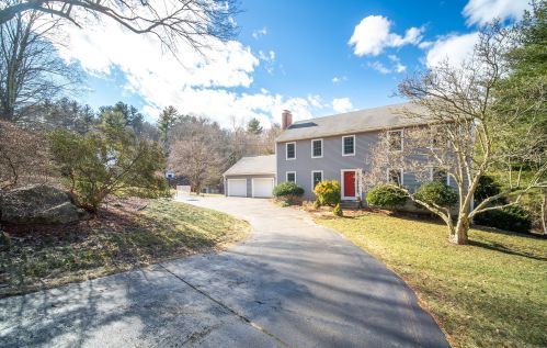 24 Meeting House Rd, Haddam, CT 06438 exterior