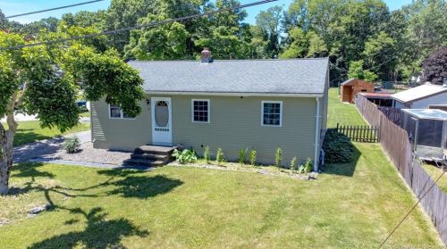 61 Rita Dr, Exeter, CT 06249 exterior