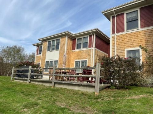 190 Clarke Rd, South Kingstown, RI 02882 exterior