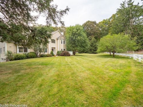 19 Wilridge Rd, Wilton, CT 06897 exterior