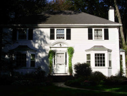 184 Islington Rd, Newton, MA 02466 exterior