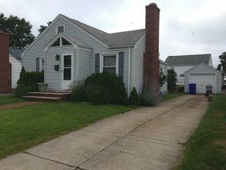 250 Woodhaven Rd, Pawtucket, RI 02861 exterior