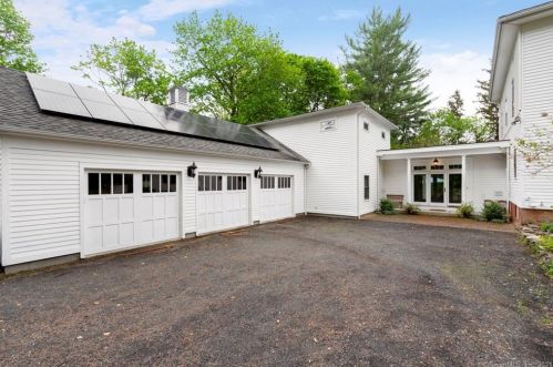 3 Farview Rd, Brookfield Center, CT 06804 exterior
