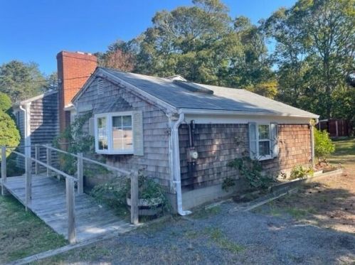 15 Shannon Rd, Harwich, MA 02645 exterior