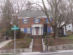 470 Commonwealth Ave, Newton, MA 02459 exterior