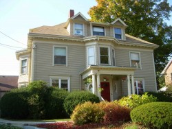 1091 Centre St, Newton, MA 02459 exterior