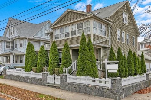 222 Seaside Ave, Bridgeport, CT 06605 exterior