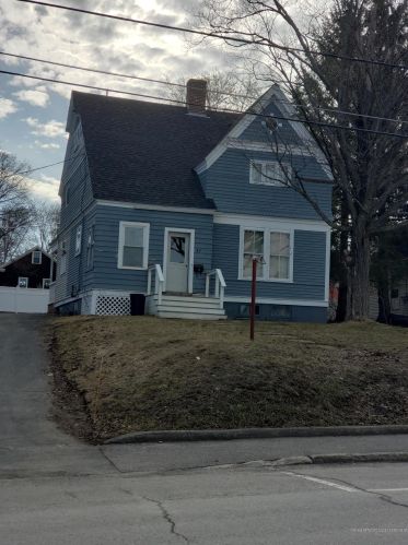 49 2Nd St, Presque Isle, ME 04769 exterior