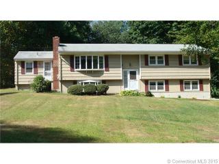 69 Poplar Dr, Huntington, CT 06484 exterior