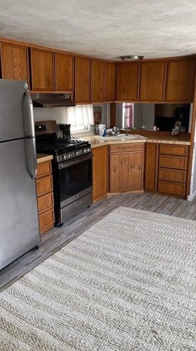 131 Mishnock Rd, West-Greenwich, RI 02817 exterior